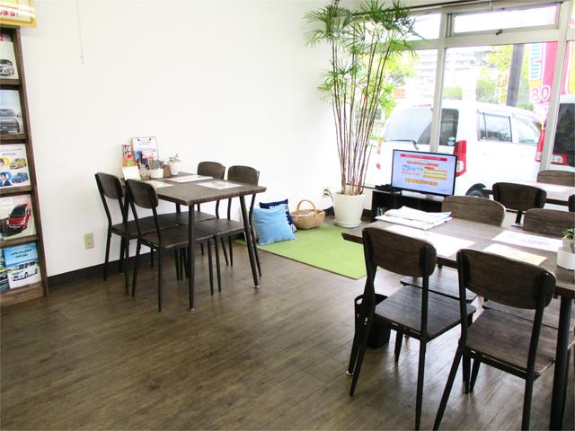 ワゴンＲスティングレー Ｘ　４ＷＤ／プッシュスタートエンジン／スマートキー／ベンチシート／アイドリングストップ／ナビ／ＴＶ／オートライト／電格ドアミラー／ハンドルスイッチ／シートヒーター／フロアマット／ドアバイザー／ＨＩＤ（39枚目）