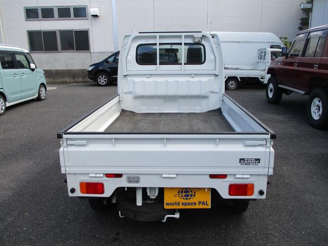 キャリイトラック KCパワステ農繁仕様 4WD/5速MT/エアコン/パワステ/作業灯/AM・FMラジオ/ドアバイザー(7枚目)