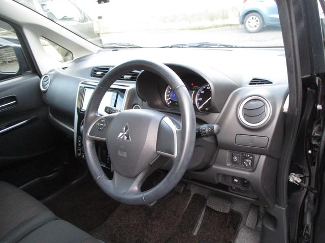 ｅＫカスタム Ｇセーフティパッケージ　プッシュスタートエンジン／スマートキー／オートライト／ナビ／ＴＶ／ＤＶＤ再生／Ｂｌｕｅｔｏｏｔｈ／電格ドアミラー／ハンドルスイッチ／アルミホイール／シートヒーター／アイドリングストップ／ＥＴＣ（14枚目）