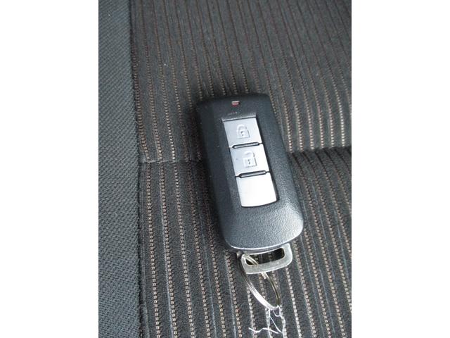 ｅＫカスタム Ｇセーフティパッケージ　プッシュスタートエンジン／スマートキー／オートライト／ナビ／ＴＶ／ＤＶＤ再生／Ｂｌｕｅｔｏｏｔｈ／電格ドアミラー／ハンドルスイッチ／アルミホイール／シートヒーター／アイドリングストップ／ＥＴＣ（34枚目）