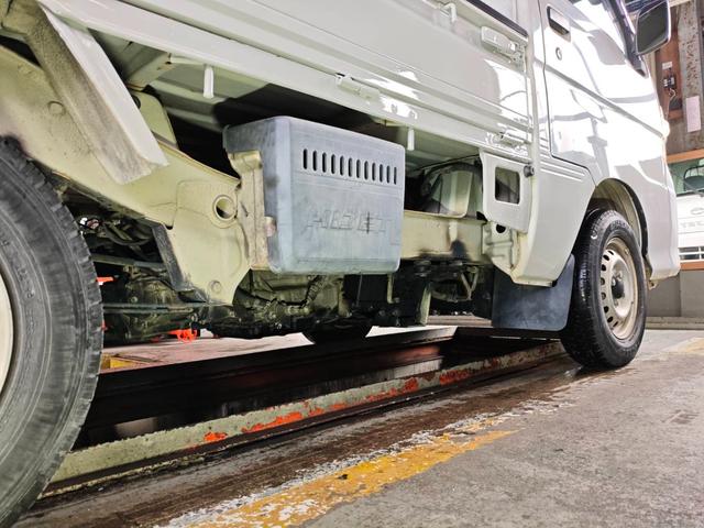 ハイゼットトラック スペシャル　４ＷＤ／オートマ／エアコン／パワステ／ＦＭ・ＡＭラジオ／ドアバイザー（14枚目）