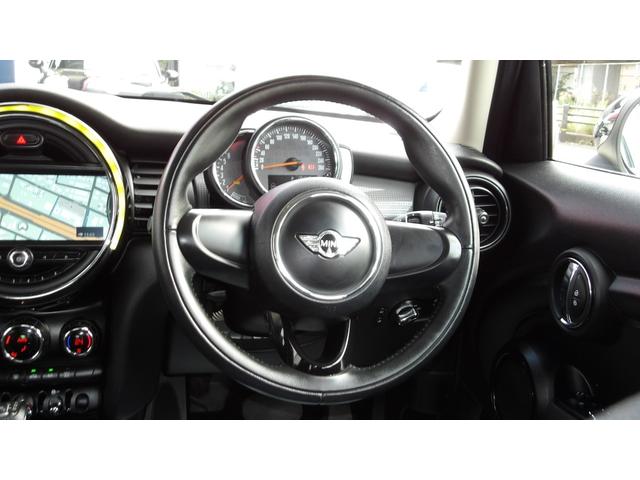 ＭＩＮＩ クーパー　／５ドア／コンフォートアクセス／純正ＨＤＤナビ／Ｂｌｕｅｔｏｏｔｈ／バックカメラ／ソナー／ドラレコ／ＥＴＣ／スマートキー／オートＬＥＤ／ＬＥＤフォグ／サイドエアバック／ＡＵＸ／ＵＳＢ／自社工場１年保証（36枚目）