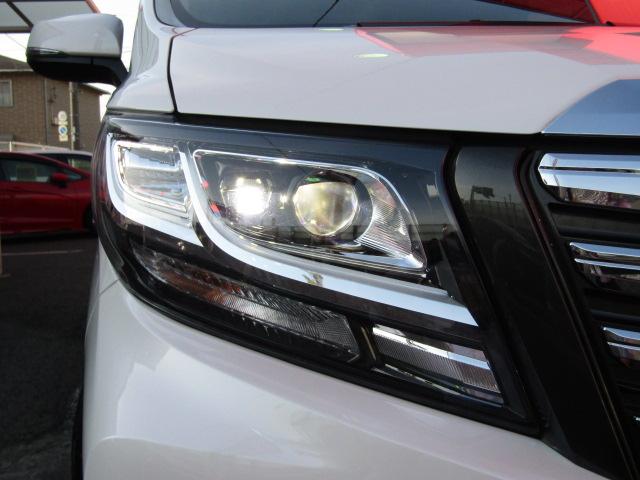 3.5SA /4WD/両側パワースライドドア/純正大型SDナビ/純正フリップダウンモニター/フルセグ/バックカメラ/ドラレコ/スマートキー2本/純正Opモデリスタサス/後期用純正18インチAW/7人乗/禁煙車(15枚目)