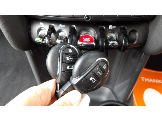 ＭＩＮＩ クーパー　禁煙車／インテリジェントセーフティー／コンフォートアクセス／純正ナビ／Ｂｌｕｅｔｏｏｔｈ／バックカメラ／前後ソナー／ＥＴＣ／スマートキー２本／オートＬＥＤ／ＬＥＤフォグ／後期モデル／サイドエアバック／（42枚目）