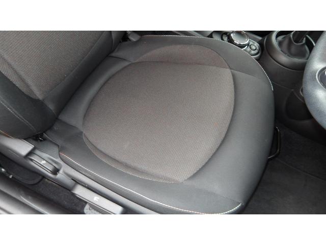 ＭＩＮＩ ワン　／禁煙車／後期モデル／インテリジェントセーフティ／コンフォートアクセス／純正ナビ／Ｂｌｕｅｔｏｏｔｈ／バックカメラ／ＥＴＣ／ドラレコ前後／オートＬＥＤ／ＬＥＤフォグ／スマートキー２本／自社工場１年保証（19枚目）