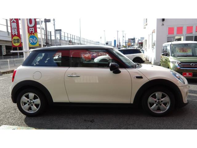 ＭＩＮＩ クーパー　／禁煙車／後期モデル／インテリジェントセーフティ／コンフォートアクセス／タッチパネル純正ナビ／Ｂｌｕｅｔｏｏｔｈ／バックカメラ／ソナー／スマートキー／オートＬＥＤ／ＬＥＤフォグ／純正１５インチＡＷ／（59枚目）