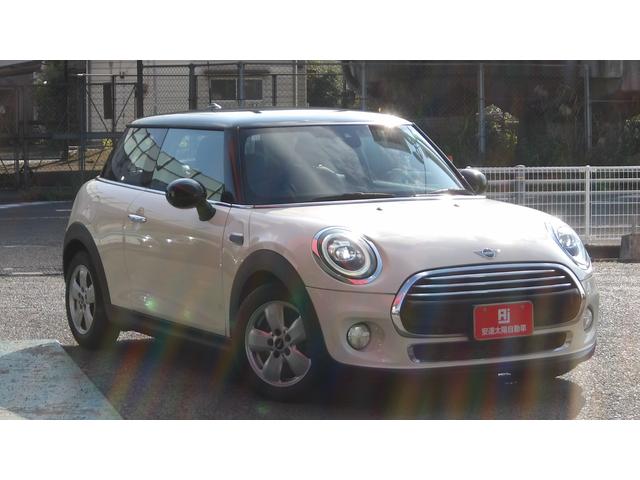 ＭＩＮＩ クーパー　／禁煙車／後期モデル／インテリジェントセーフティ／コンフォートアクセス／タッチパネル純正ナビ／Ｂｌｕｅｔｏｏｔｈ／バックカメラ／ソナー／スマートキー／オートＬＥＤ／ＬＥＤフォグ／純正１５インチＡＷ／（65枚目）