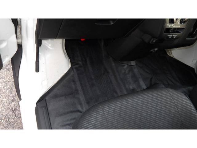 ハイゼットカーゴ DX /ブレーキアシスト/ワイドナビ/フルセグ/Bluetooth/バックカメラ/前後ソナー/ETC/ドラレコ/オートライト/オーバーヘッドシェルフ/自社工場1年保証付き/(22枚目)