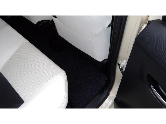 アクア クロスオーバー　／新車ワンオーナー／禁煙車／ブレーキサポート／レーンアシスト／専用本革シート／ワイドナビ／フルセグ／Ｂｌｕｅｔｏｏｔｈ／バックカメラ／ＥＴＣ／ドラレコ／スマートキー２本／オートＬＥＤ／自社工場１年保証（29枚目）