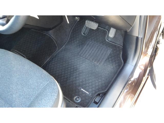 シエンタ X Vパッケージ /禁煙車/7人乗り/両側スライドドア/ストラーダワイドナビ/フルセグ/Bluetooth/DVD再生/ETC/自社工場1年保証付き/(19枚目)