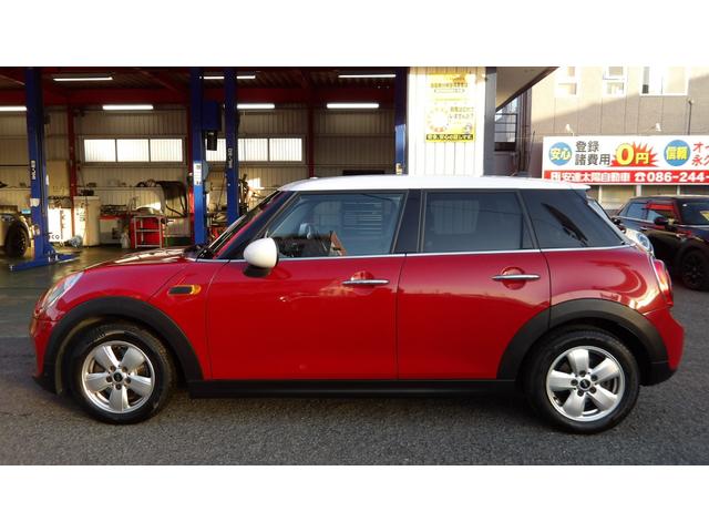 ＭＩＮＩ クーパー　／禁煙車／５ドア／ＭＩＮＩドライビングモード／純正ＨＤＤナビ／Ｂｌｕｅｔｏｏｔｈ／ＤＶＤ再生（アルパイン）／ＥＴＣ／スマートキー２本／自社工場１年保証付き／（14枚目）