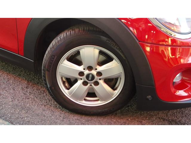 ＭＩＮＩ クーパー　／禁煙車／５ドア／ＭＩＮＩドライビングモード／純正ＨＤＤナビ／Ｂｌｕｅｔｏｏｔｈ／ＤＶＤ再生（アルパイン）／ＥＴＣ／スマートキー２本／自社工場１年保証付き／（63枚目）