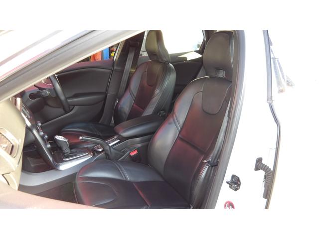 V40 T4 /ユーザー様下取り直売/禁煙車/純正ナビ/フルセグ/Bluetooth/バックカメラ/リアソナー/ETC/本革パワーシート/Wシートヒーター/オートHID/フォグ/スマートキー2本/純正17インチAW(22枚目)