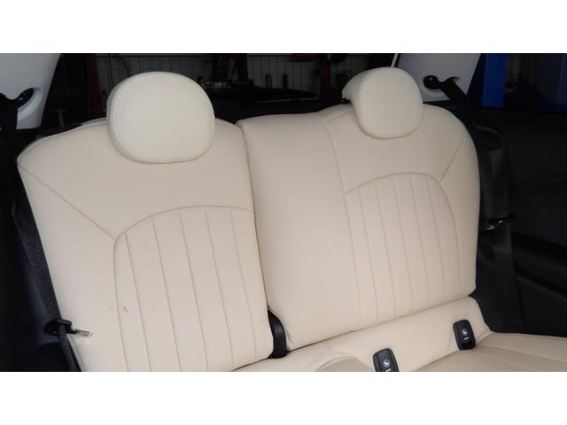 ＭＩＮＩ ヴィクトリア　／禁煙車／後期モデル／純正ＨＤＤナビ／Ｂｌｕｅｔｏｏｔｈ／バックカメラ／ドラレコ前後／ＥＴＣ／スマートキー／シートカバー／ＬＥＤライト／ＬＥＤフォグ／ユニオンジャックＬＥＤテール／自社工場１年保証付／（21枚目）