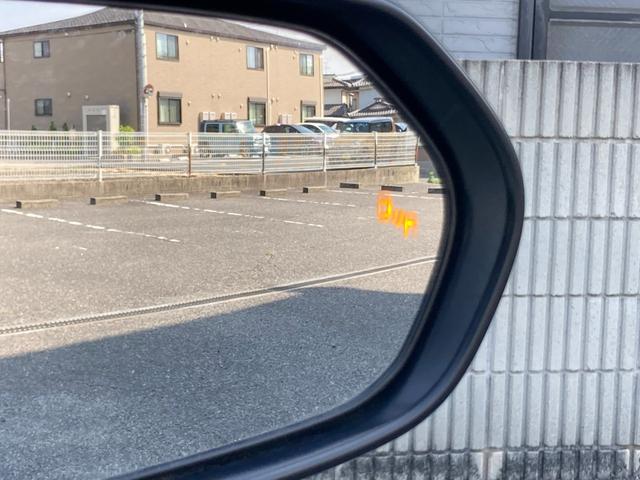 プリウス Ａ　純正ナビ　フルセグ　ＥＴＣ　トヨタセーフティセンス　衝突被害軽減ブレーキ　ブラインドスポットモニタ　ヘッドアップディスプレイ　レーンディパーチャーアラート　パーキングアシスト　オートマチックハイビーム（12枚目）