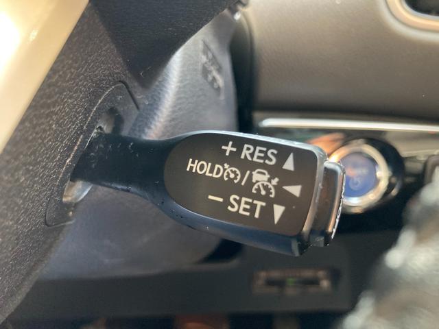 プリウス Ａ　純正ナビ　フルセグ　ＥＴＣ　トヨタセーフティセンス　衝突被害軽減ブレーキ　ブラインドスポットモニタ　ヘッドアップディスプレイ　レーンディパーチャーアラート　パーキングアシスト　オートマチックハイビーム（20枚目）