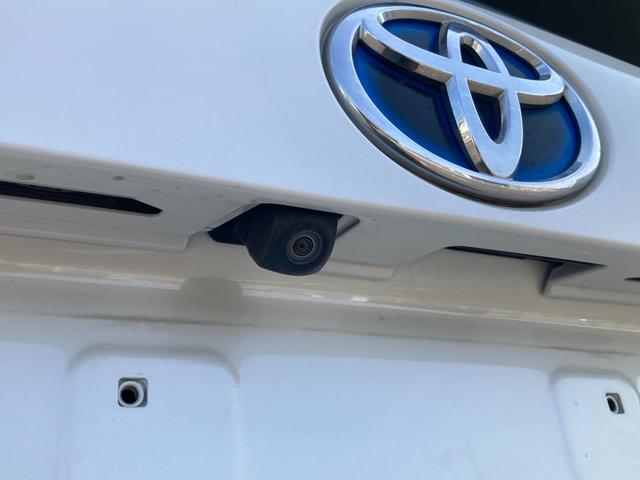 プリウス Ａ　純正ナビ　フルセグ　ＥＴＣ　トヨタセーフティセンス　衝突被害軽減ブレーキ　ブラインドスポットモニタ　ヘッドアップディスプレイ　レーンディパーチャーアラート　パーキングアシスト　オートマチックハイビーム（25枚目）