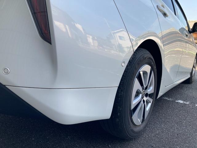 プリウス Ａ　純正ナビ　フルセグ　ＥＴＣ　トヨタセーフティセンス　衝突被害軽減ブレーキ　ブラインドスポットモニタ　ヘッドアップディスプレイ　レーンディパーチャーアラート　パーキングアシスト　オートマチックハイビーム（34枚目）