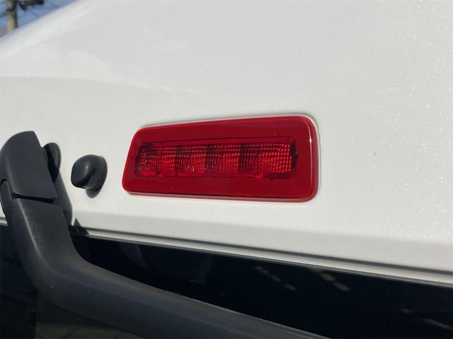 ハイゼットカーゴ 　４ＷＤ　軽バン　ＣＶＴ　衝突被害軽減システム　クリアランスソナー　ＥＴＣ　バックカメラ　両側スライドドア　スマートキー　アイドリングストップ　電動格納ミラー　オートライト　ＥＳＣ　エアコン（21枚目）