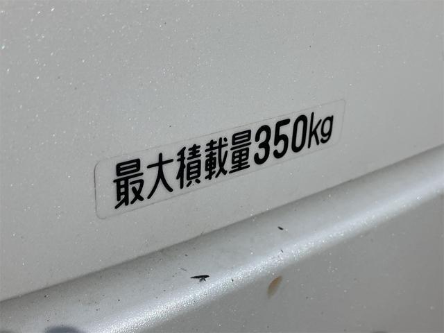 ハイゼットカーゴ 　４ＷＤ　軽バン　ＣＶＴ　衝突被害軽減システム　クリアランスソナー　ＥＴＣ　バックカメラ　両側スライドドア　スマートキー　アイドリングストップ　電動格納ミラー　オートライト　ＥＳＣ　エアコン（28枚目）