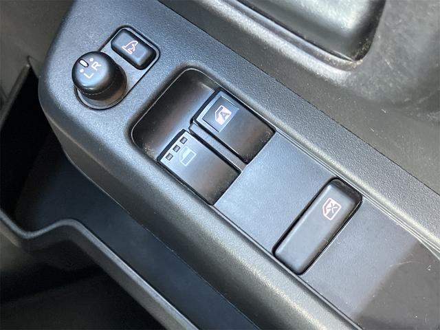 ハイゼットカーゴ 　４ＷＤ　軽バン　ＣＶＴ　衝突被害軽減システム　クリアランスソナー　ＥＴＣ　バックカメラ　両側スライドドア　スマートキー　アイドリングストップ　電動格納ミラー　オートライト　ＥＳＣ　エアコン（67枚目）