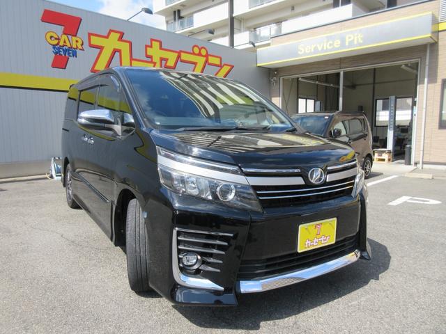 ヴォクシー ＺＳ　煌ＩＩ　大画面９インチナビ　バックカメラ　ＣＤ　ＤＶＤ　ＳＤ　Ｂｌｕｅｔｏｏｔｈ　フルセグ　ＬＥＤヘッドランプ　オートハイビーム　衝突被害軽減　車線逸脱防止支援　両側電動スライドドア　大画面後席モニター（4枚目）