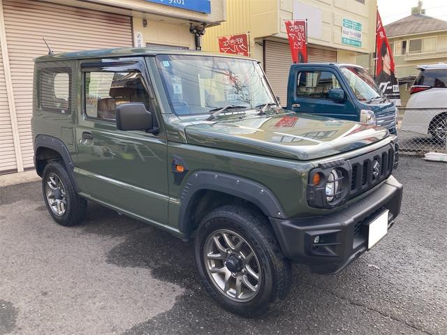 ジムニー ＸＧ　衝突被害軽減システム　ＥＴＣ　車線逸脱警報　エアコン　オートライト　Ｂｌｕｅｔｏｏｔｈ　８型ナビ　ＴＶワンセグ　皮調シートカバー　ＸＣ用アルミホイール　ドライブレコーダー　ヘッドライトカバー（6枚目）