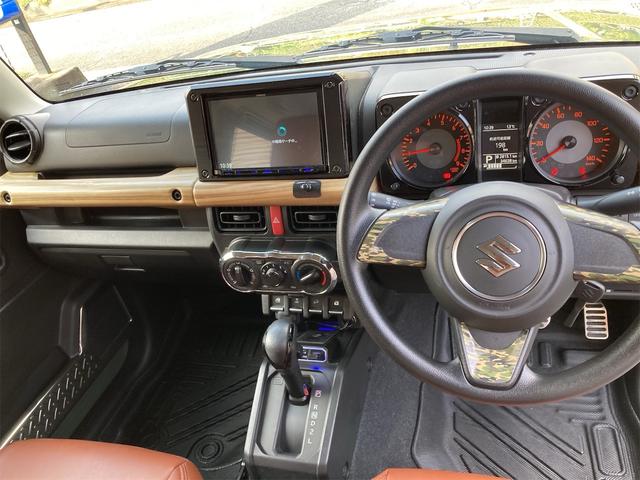 ジムニー ＸＧ　衝突被害軽減システム　ＥＴＣ　車線逸脱警報　エアコン　オートライト　Ｂｌｕｅｔｏｏｔｈ　８型ナビ　ＴＶワンセグ　皮調シートカバー　ＸＣ用アルミホイール　ドライブレコーダー　ヘッドライトカバー（10枚目）