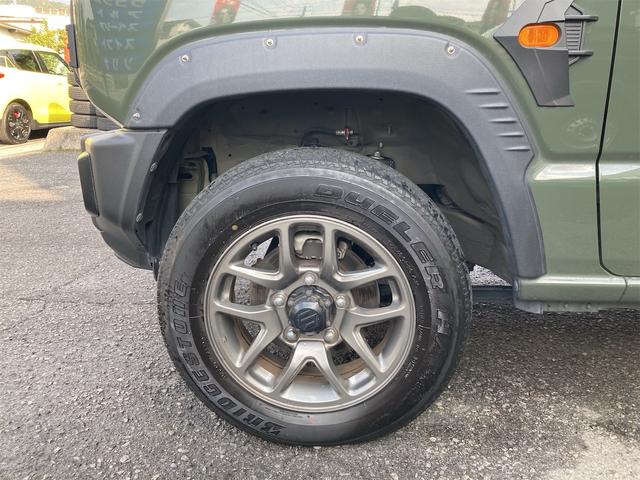 ジムニー ＸＧ　衝突被害軽減システム　ＥＴＣ　車線逸脱警報　エアコン　オートライト　Ｂｌｕｅｔｏｏｔｈ　８型ナビ　ＴＶワンセグ　皮調シートカバー　ＸＣ用アルミホイール　ドライブレコーダー　ヘッドライトカバー（17枚目）