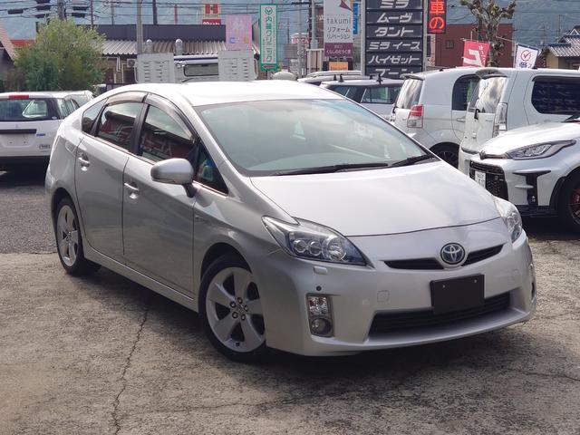 プリウス Ｇツーリングセレクションレザーパッケージ　純正ＨＤＤナビ・ワンセグＴＶ　純正１７インチアルミ　シートヒーター　クルーズコントロール　ＬＥＤヘッドライト　ＥＴＣ　フロントフォグランプ　スマートキー　オートエアコン　コーナーセンサー（2枚目）