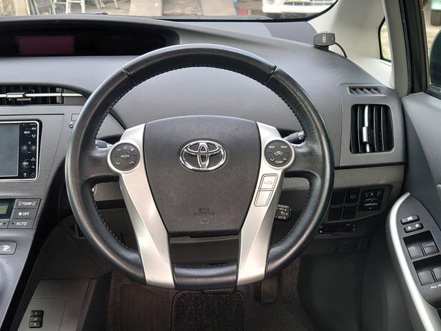 プリウス Ｇツーリングセレクションレザーパッケージ　純正ＨＤＤナビ・ワンセグＴＶ　純正１７インチアルミ　シートヒーター　クルーズコントロール　ＬＥＤヘッドライト　ＥＴＣ　フロントフォグランプ　スマートキー　オートエアコン　コーナーセンサー（21枚目）