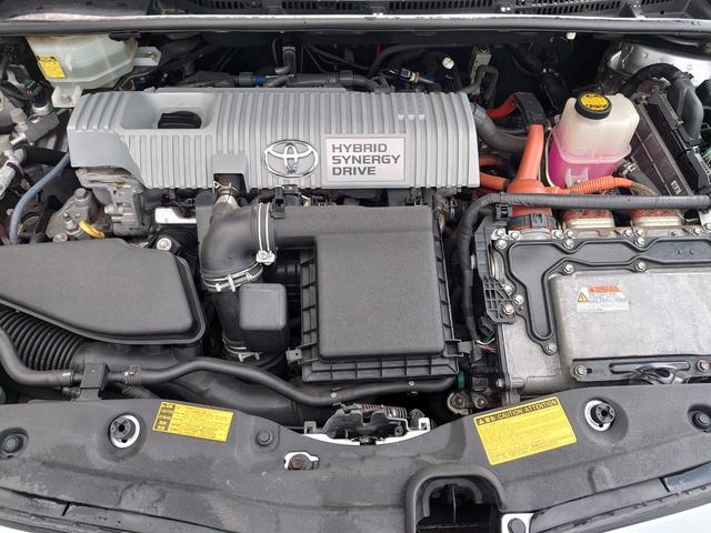 プリウス Ｇツーリングセレクションレザーパッケージ　純正ＨＤＤナビ・ワンセグＴＶ　純正１７インチアルミ　シートヒーター　クルーズコントロール　ＬＥＤヘッドライト　ＥＴＣ　フロントフォグランプ　スマートキー　オートエアコン　コーナーセンサー（29枚目）