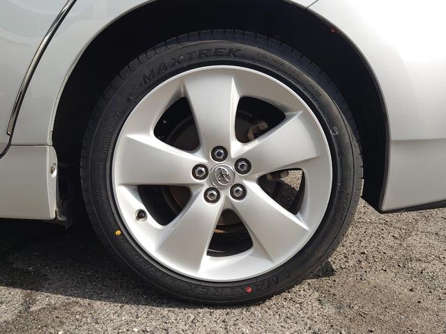 プリウス Ｇツーリングセレクションレザーパッケージ　純正ＨＤＤナビ・ワンセグＴＶ　純正１７インチアルミ　シートヒーター　クルーズコントロール　ＬＥＤヘッドライト　ＥＴＣ　フロントフォグランプ　スマートキー　オートエアコン　コーナーセンサー（30枚目）