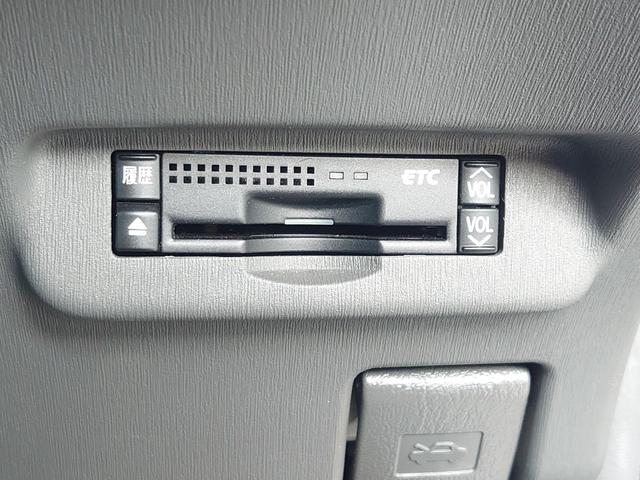 プリウス Ｇツーリングセレクションレザーパッケージ　純正ＨＤＤナビ・ワンセグＴＶ　純正１７インチアルミ　シートヒーター　クルーズコントロール　ＬＥＤヘッドライト　ＥＴＣ　フロントフォグランプ　スマートキー　オートエアコン　コーナーセンサー（33枚目）