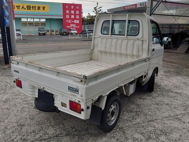 ハイゼットトラック スペシャル パートタイム4WD 5速MT マニュアルエアコン 三方開(8枚目)