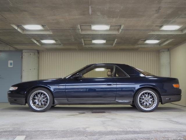 レーシングカーの在庫もあります、オーナーとしてイベントでの走行や展示も楽しめますよ。また、レーシングカーのローンも取り扱っております。