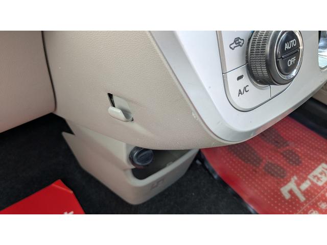 キャスト スタイルＸ　ＬＥＤライト　ＥＴＣ　バックカメラ　ナビ　ＴＶ　スマートキー　アイドリングストップ　電動格納オートミラー　オプションＬＥＤライト　ウッド調パネル　盗難防止システム　　ミュージックプレイヤー接続可　ＣＤ（23枚目）