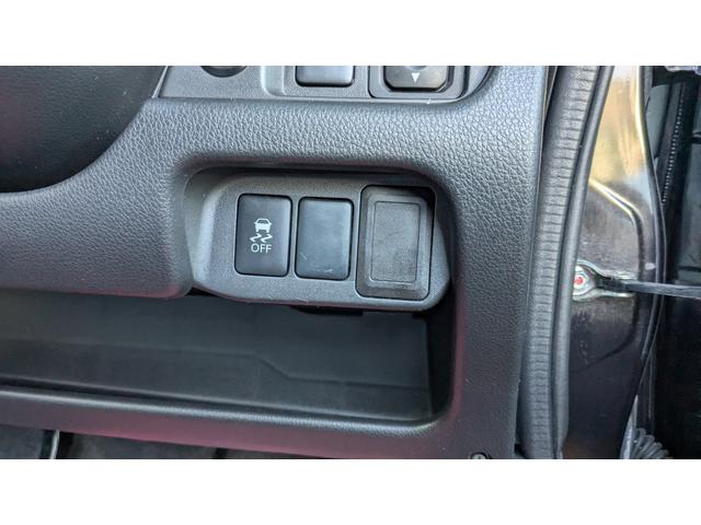 デイズ ライダー ブラックライン 全周囲カメラ TV オートライト HID スマートキー 電動格納ミラー ベンチシート CVT 盗難防止システム ABS ESC CD USB Bluetooth アルミホイール 衝突安全ボディ(9枚目)