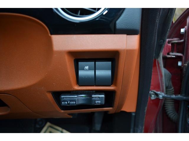 ロードスター ＶＳ　オープンカー　ＥＴＣ　ＨＩＤ　ＭＴ　スマートキー　アルミホイール　盗難防止システム　衝突安全ボディ　ＡＢＳ　エアコン　パワーステアリング　パワーウィンドウ（2枚目）