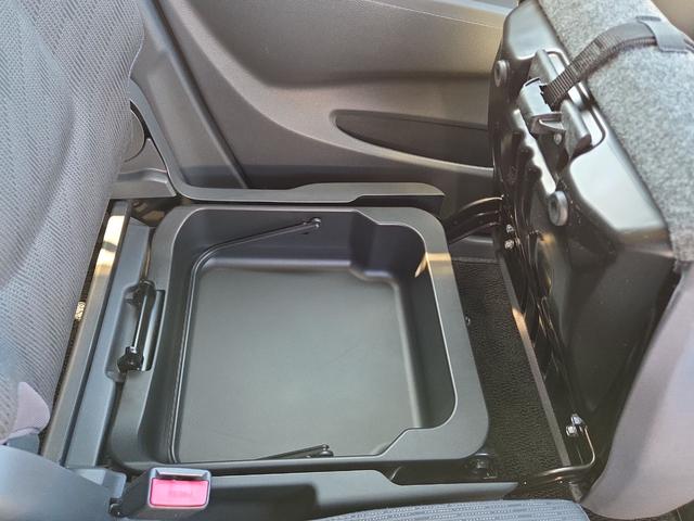 ワゴンＲ ＦＸリミテッド　ナビ　ＴＶ　スマートキー　アイドリングストップ　電動格納ミラー　ベンチシート　ＣＶＴ　盗難防止システム　ＡＢＳ　ＣＤ　ＵＳＢ　アルミホイール　衝突安全ボディ　エアコン　パワーステアリング（34枚目）
