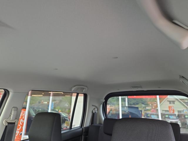 ワゴンＲ リミテッドＩＩ　オートライト　ＨＩＤ　スマートキー　電動格納ミラー　シートヒーター　ベンチシート　ＣＶＴ　盗難防止システム　ＡＢＳ　ＥＳＣ　ＣＤ　アルミホイール　衝突安全ボディ　エアコン　パワーステアリング（29枚目）