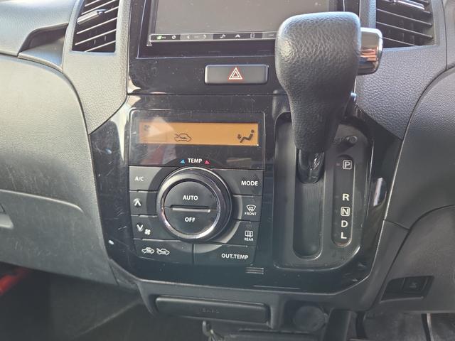 ルークス ハイウェイスター　ＥＴＣ　両側スライド・片側電動　オートライト　ＨＩＤ　スマートキー　電動格納ミラー　ベンチシート　ＣＶＴ　盗難防止システム　ＡＢＳ　アルミホイール　衝突安全ボディ　エアコン　パワーステアリング（5枚目）