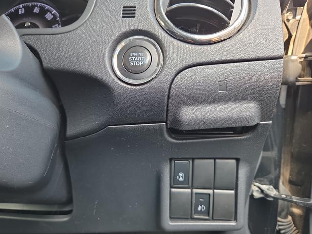 ルークス ハイウェイスター　ＥＴＣ　両側スライド・片側電動　オートライト　ＨＩＤ　スマートキー　電動格納ミラー　ベンチシート　ＣＶＴ　盗難防止システム　ＡＢＳ　アルミホイール　衝突安全ボディ　エアコン　パワーステアリング（7枚目）