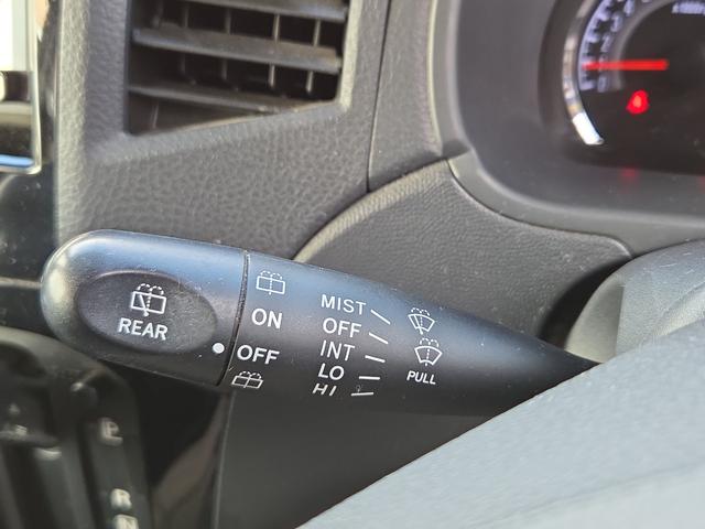 ルークス ハイウェイスター　ＥＴＣ　両側スライド・片側電動　オートライト　ＨＩＤ　スマートキー　電動格納ミラー　ベンチシート　ＣＶＴ　盗難防止システム　ＡＢＳ　アルミホイール　衝突安全ボディ　エアコン　パワーステアリング（12枚目）