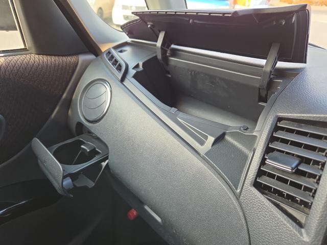 ルークス ハイウェイスター　ＥＴＣ　両側スライド・片側電動　オートライト　ＨＩＤ　スマートキー　電動格納ミラー　ベンチシート　ＣＶＴ　盗難防止システム　ＡＢＳ　アルミホイール　衝突安全ボディ　エアコン　パワーステアリング（34枚目）