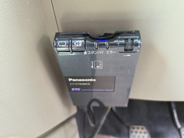 ミラ Ｌセレクション　４ＷＤ　５速ＭＴ　ＥＴＣ　キーレスエントリー　電動格納ミラー　盗難防止システム　ＣＤ　衝突安全ボディ　エアコン　パワーステアリング　パワーウィンドウ（8枚目）