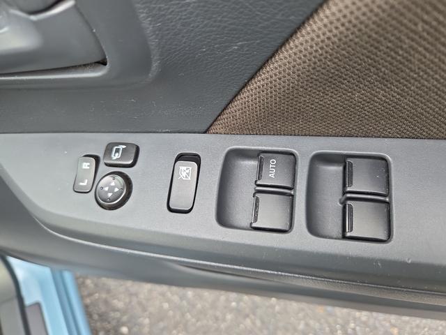 パワーウィンドウ付き☆運転席で全部の窓を開閉することが可能！！快適にドライブをお楽しみいただけます☆