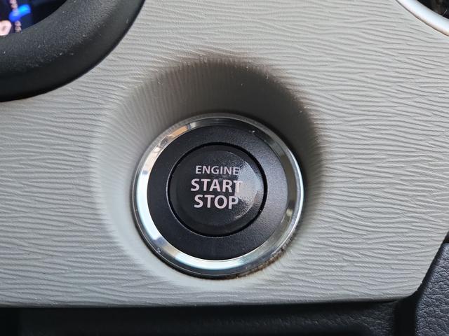 プッシュエンジンスタートシステム、エンジン始動・停止をワンタッチで行うことができます。