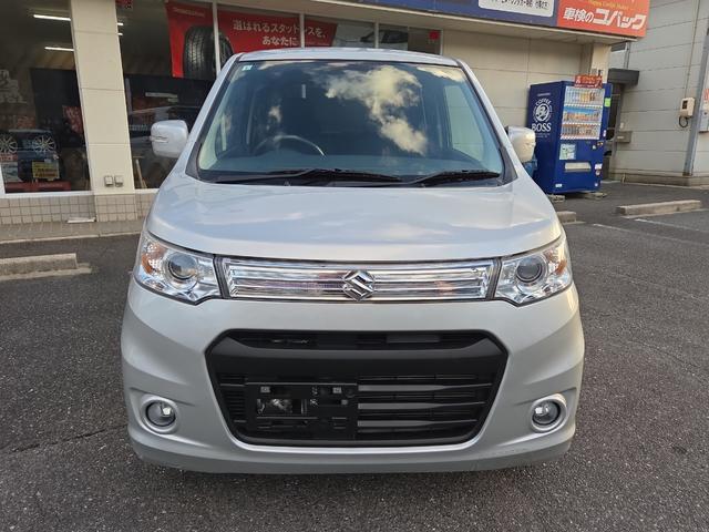 ワゴンRスティングレー T 4WD ETC オートライト HID スマートキー アイドリングストップ 電動格納ミラー シートヒーター ベンチシート CVT 盗難防止システム ABS CD ミュージックプレイヤー接続可(13枚目)