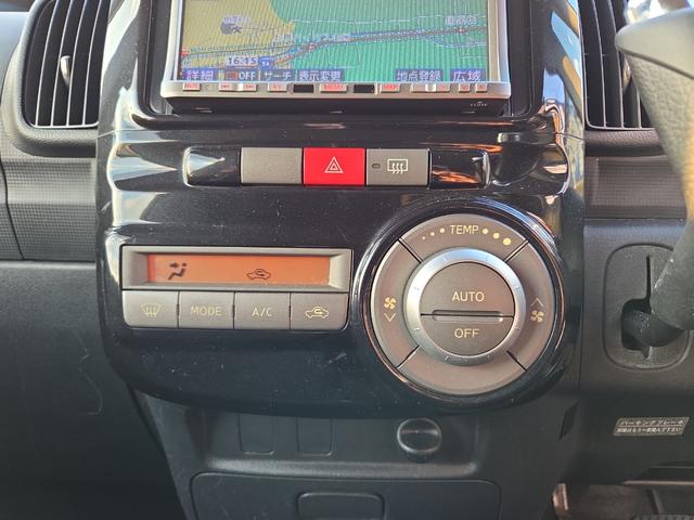 エアコンは冷暖房しっかり機能しております！オールシーズンお好みの温度調節で快適な運転をお楽しみいただけます♪
